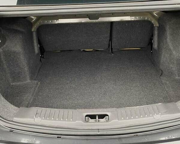 Форд Фиеста 2019 в Виннице на Automoto.ua Серый Форд Фиеста, объемом двигателя 1.6 л и пробегом 173 тыс. км за 9299 $, фото 9 на Automoto.ua