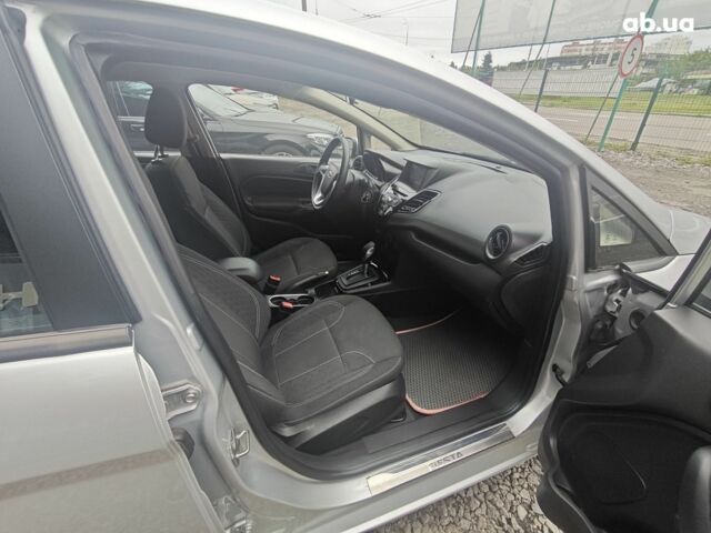 Серый Форд Фиеста, объемом двигателя 1.6 л и пробегом 87 тыс. км за 9000 $, фото 12 на Automoto.ua