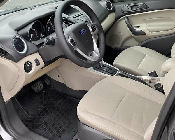 Форд Фиеста 2019 в Виннице на Automoto.ua Серый Форд Фиеста, объемом двигателя 1.6 л и пробегом 173 тыс. км за 9299 $, фото 5 на Automoto.ua