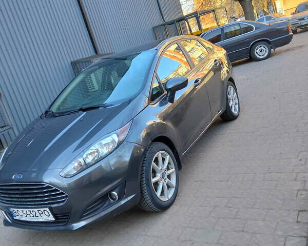 Серый Форд Фиеста, объемом двигателя 1.6 л и пробегом 87 тыс. км за 8800 $, фото 4 на Automoto.ua