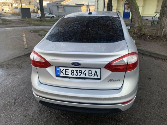 Серый Форд Фиеста, объемом двигателя 1.6 л и пробегом 282 тыс. км за 7500 $, фото 3 на Automoto.ua