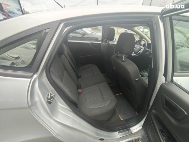 Серый Форд Фиеста, объемом двигателя 1.6 л и пробегом 87 тыс. км за 9000 $, фото 14 на Automoto.ua