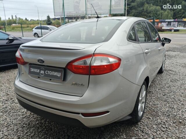 Серый Форд Фиеста, объемом двигателя 1.6 л и пробегом 87 тыс. км за 9000 $, фото 7 на Automoto.ua