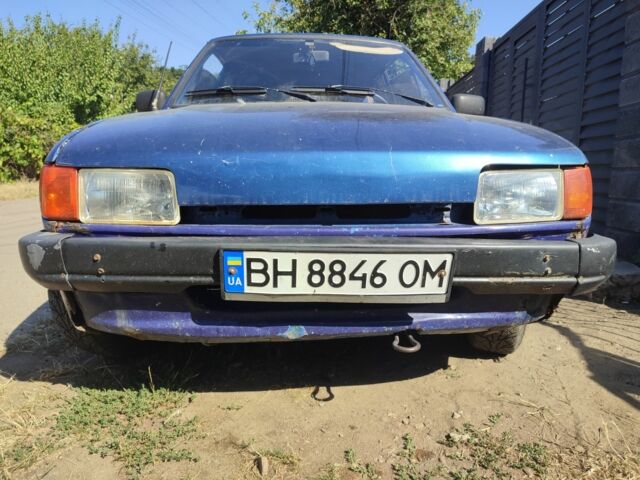 Синий Форд Фиеста, объемом двигателя 1.6 л и пробегом 420 тыс. км за 900 $, фото 5 на Automoto.ua