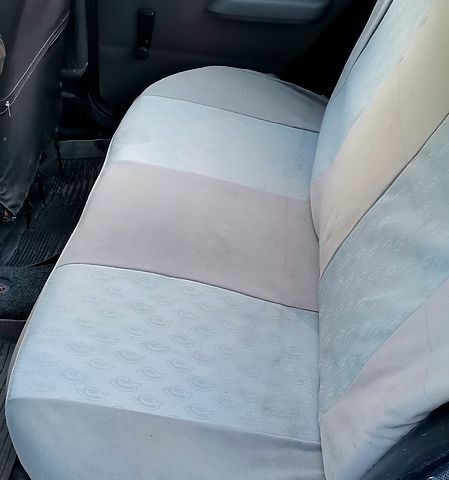 Синий Форд Фиеста, объемом двигателя 1.1 л и пробегом 290 тыс. км за 1350 $, фото 9 на Automoto.ua