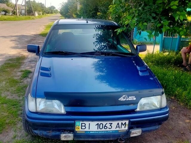 Синій Форд Фієста, об'ємом двигуна 1.1 л та пробігом 0 тис. км за 1000 $, фото 2 на Automoto.ua