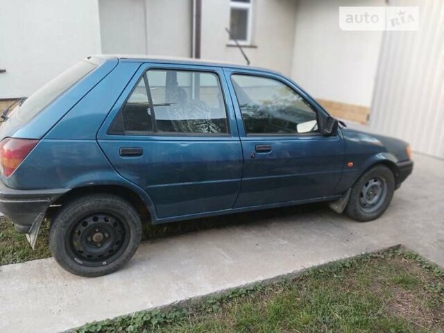 Синій Форд Фієста, об'ємом двигуна 1.8 л та пробігом 35 тис. км за 1500 $, фото 4 на Automoto.ua