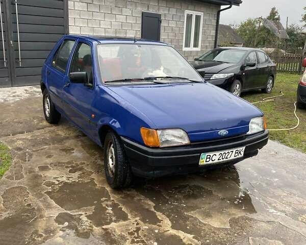 Синій Форд Фієста, об'ємом двигуна 1.1 л та пробігом 250 тис. км за 1600 $, фото 7 на Automoto.ua