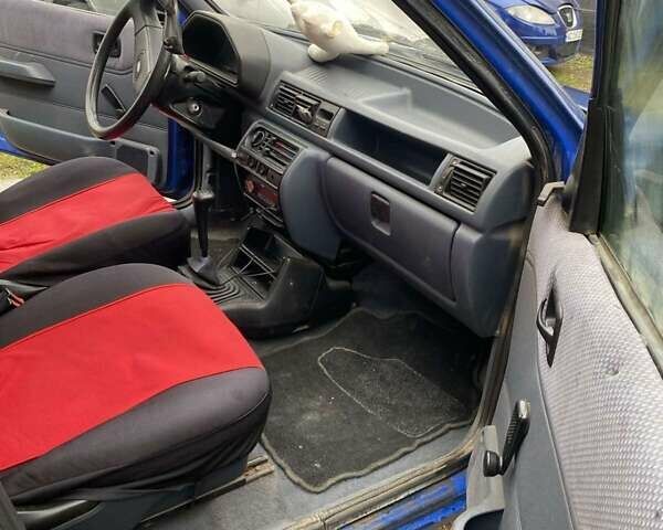 Синій Форд Фієста, об'ємом двигуна 1.1 л та пробігом 250 тис. км за 1600 $, фото 5 на Automoto.ua