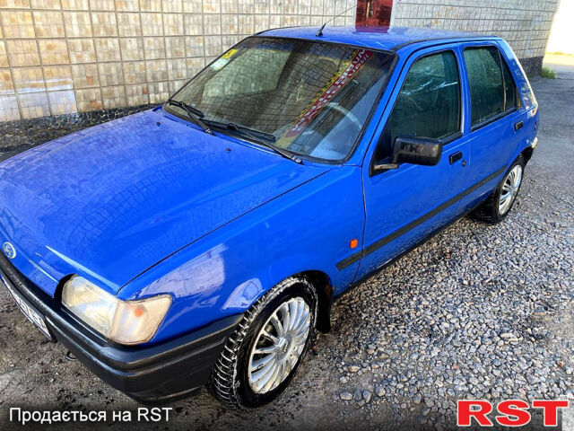 Синий Форд Фиеста, объемом двигателя 1.3 л и пробегом 0 тыс. км за 750 $, фото 3 на Automoto.ua