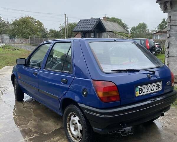 Синій Форд Фієста, об'ємом двигуна 1.1 л та пробігом 250 тис. км за 1600 $, фото 2 на Automoto.ua