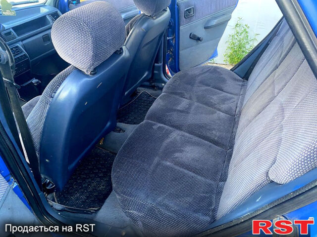 Синий Форд Фиеста, объемом двигателя 1.3 л и пробегом 0 тыс. км за 750 $, фото 1 на Automoto.ua