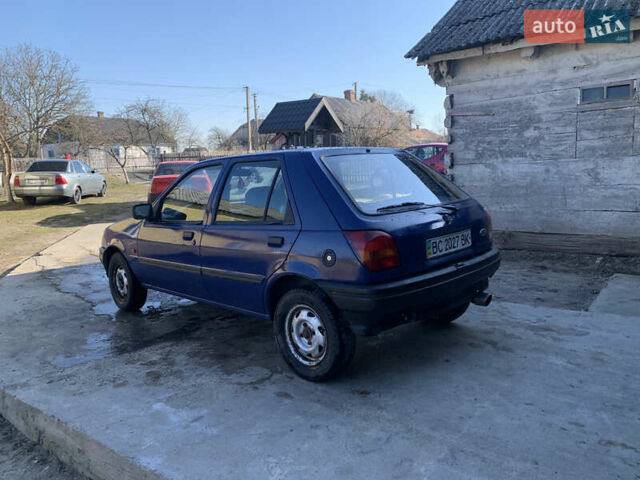 Синий Форд Фиеста, объемом двигателя 0 л и пробегом 350 тыс. км за 1200 $, фото 3 на Automoto.ua
