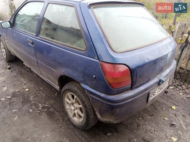 Синій Форд Фієста, об'ємом двигуна 1.6 л та пробігом 220 тис. км за 1000 $, фото 1 на Automoto.ua