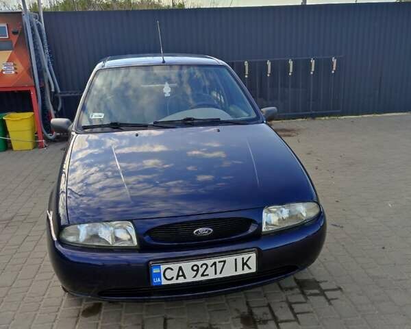 Синий Форд Фиеста, объемом двигателя 1.3 л и пробегом 77 тыс. км за 2500 $, фото 1 на Automoto.ua