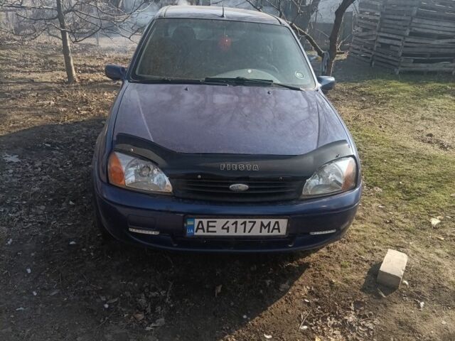 Синий Форд Фиеста, объемом двигателя 1.25 л и пробегом 30 тыс. км за 2131 $, фото 5 на Automoto.ua