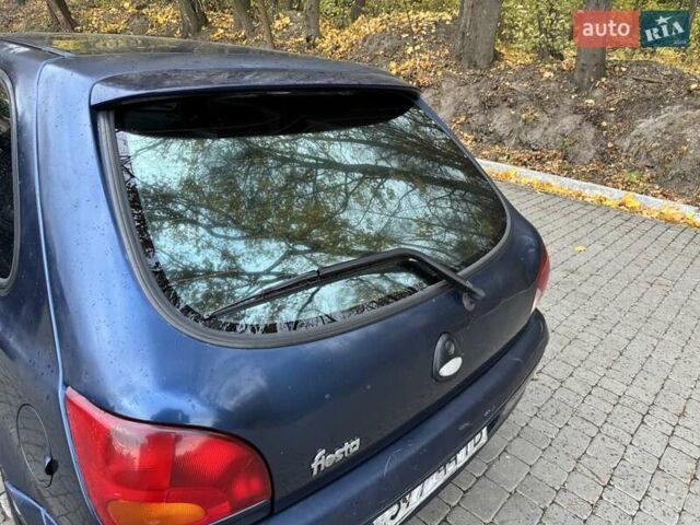 Синій Форд Фієста, об'ємом двигуна 1.25 л та пробігом 126 тис. км за 2200 $, фото 5 на Automoto.ua