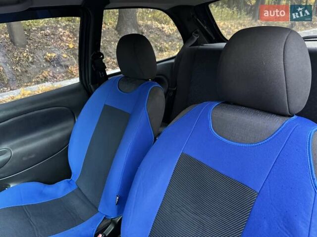 Синій Форд Фієста, об'ємом двигуна 1.25 л та пробігом 126 тис. км за 2200 $, фото 2 на Automoto.ua