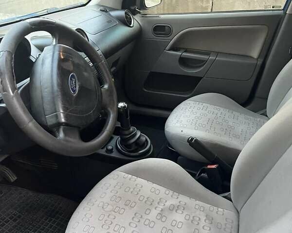 Синій Форд Фієста, об'ємом двигуна 1.3 л та пробігом 200 тис. км за 2500 $, фото 8 на Automoto.ua
