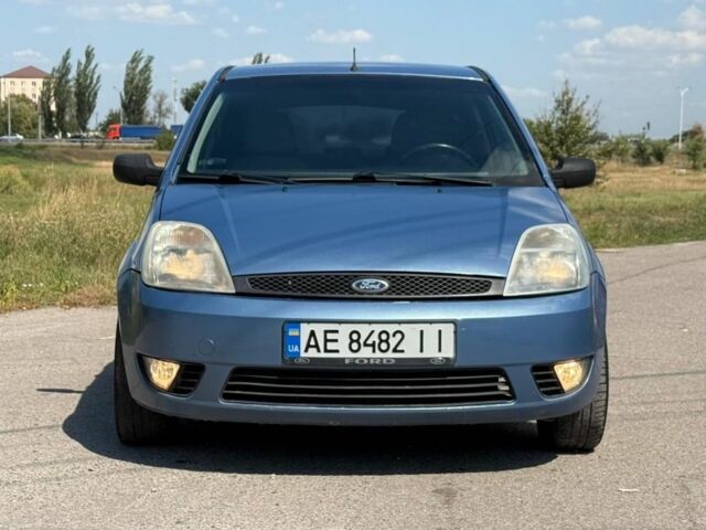 Синий Форд Фиеста, объемом двигателя 1.4 л и пробегом 125 тыс. км за 3400 $, фото 6 на Automoto.ua