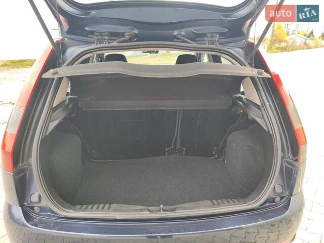 Синий Форд Фиеста, объемом двигателя 1.3 л и пробегом 130 тыс. км за 3700 $, фото 24 на Automoto.ua