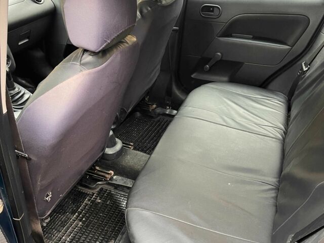 Синій Форд Фієста, об'ємом двигуна 1.4 л та пробігом 207 тис. км за 3600 $, фото 16 на Automoto.ua