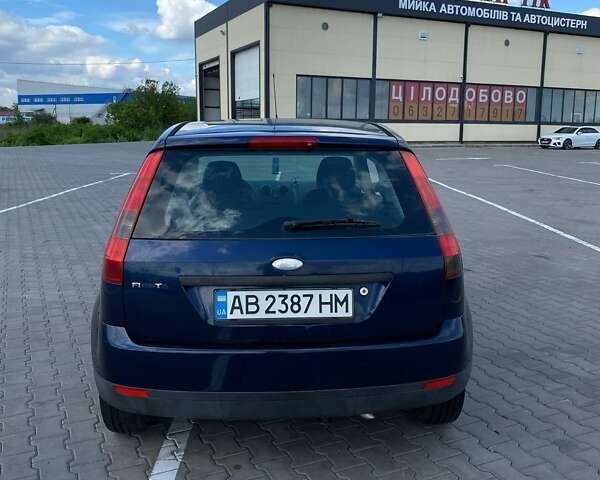 Синій Форд Фієста, об'ємом двигуна 1.25 л та пробігом 142 тис. км за 3200 $, фото 3 на Automoto.ua