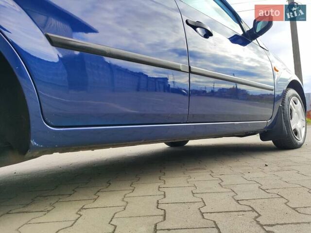Синий Форд Фиеста, объемом двигателя 1.3 л и пробегом 130 тыс. км за 3700 $, фото 19 на Automoto.ua