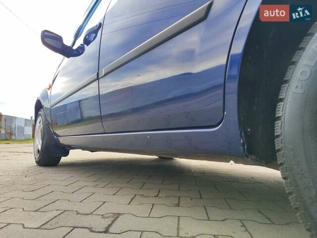 Синий Форд Фиеста, объемом двигателя 1.3 л и пробегом 130 тыс. км за 3700 $, фото 22 на Automoto.ua