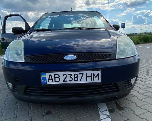Синій Форд Фієста, об'ємом двигуна 1.25 л та пробігом 142 тис. км за 3200 $, фото 18 на Automoto.ua