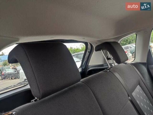 Синий Форд Фиеста, объемом двигателя 0 л и пробегом 207 тыс. км за 3500 $, фото 8 на Automoto.ua