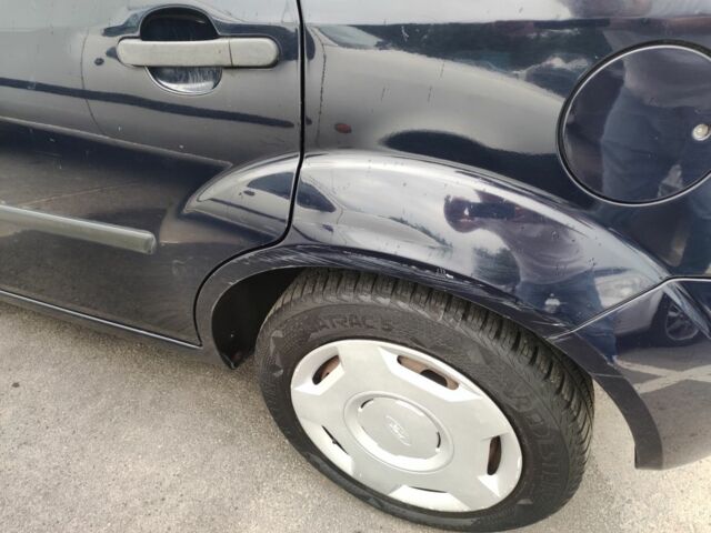 Синій Форд Фієста, об'ємом двигуна 0 л та пробігом 207 тис. км за 3650 $, фото 4 на Automoto.ua