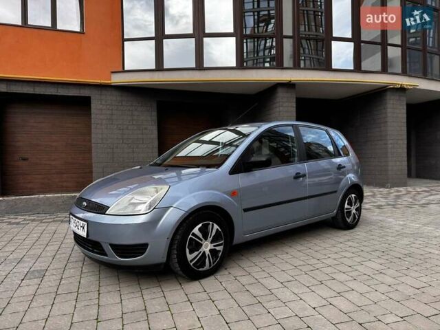 Синий Форд Фиеста, объемом двигателя 1.3 л и пробегом 175 тыс. км за 3650 $, фото 9 на Automoto.ua