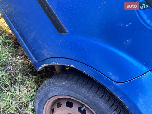 Синий Форд Фиеста, объемом двигателя 1.29 л и пробегом 225 тыс. км за 1950 $, фото 4 на Automoto.ua