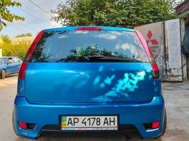 Синій Форд Фієста, об'ємом двигуна 1.3 л та пробігом 197 тис. км за 4000 $, фото 1 на Automoto.ua