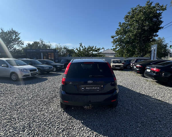 Синій Форд Фієста, об'ємом двигуна 1.3 л та пробігом 89 тис. км за 3400 $, фото 6 на Automoto.ua