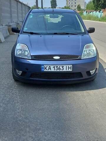 Синій Форд Фієста, об'ємом двигуна 1.3 л та пробігом 303 тис. км за 3100 $, фото 10 на Automoto.ua