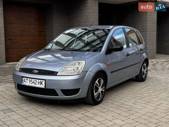 Синий Форд Фиеста, объемом двигателя 1.3 л и пробегом 175 тыс. км за 3650 $, фото 8 на Automoto.ua