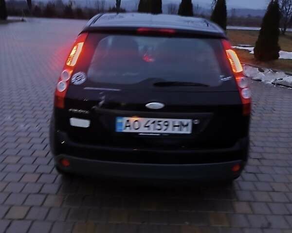 Синій Форд Фієста, об'ємом двигуна 1.3 л та пробігом 180 тис. км за 2300 $, фото 3 на Automoto.ua