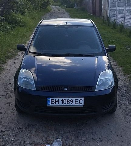 Синій Форд Фієста, об'ємом двигуна 1.3 л та пробігом 269 тис. км за 3250 $, фото 4 на Automoto.ua