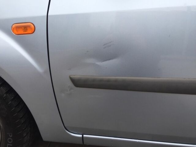 Синий Форд Фиеста, объемом двигателя 1.3 л и пробегом 240 тыс. км за 3500 $, фото 8 на Automoto.ua