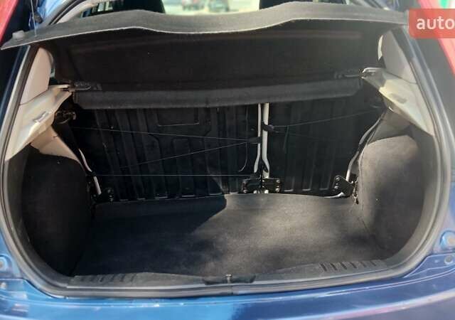 Форд Фиеста 2006 в Одессе на Automoto.ua Синий Форд Фиеста, объемом двигателя 1.39 л и пробегом 200 тыс. км за 3500 $, фото 12 на Automoto.ua