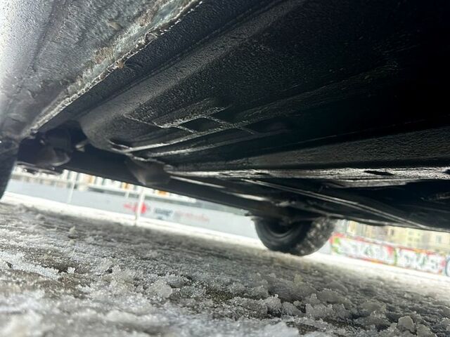 Синий Форд Фиеста, объемом двигателя 1.2 л и пробегом 200 тыс. км за 3300 $, фото 5 на Automoto.ua