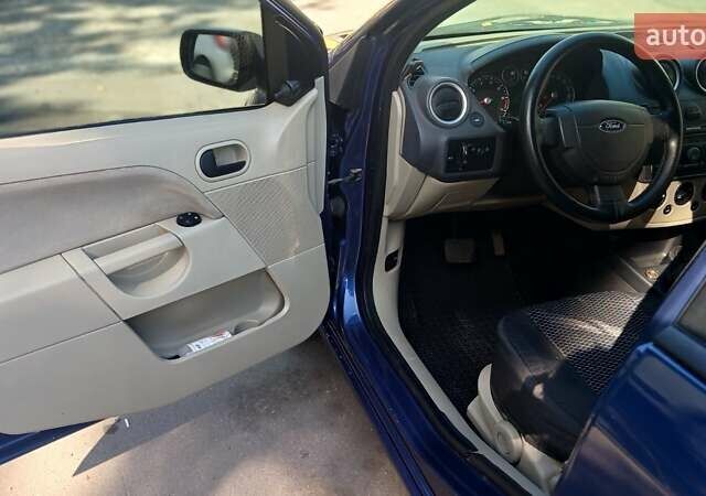 Форд Фиеста 2006 в Одессе на Automoto.ua Синий Форд Фиеста, объемом двигателя 1.39 л и пробегом 200 тыс. км за 3500 $, фото 11 на Automoto.ua