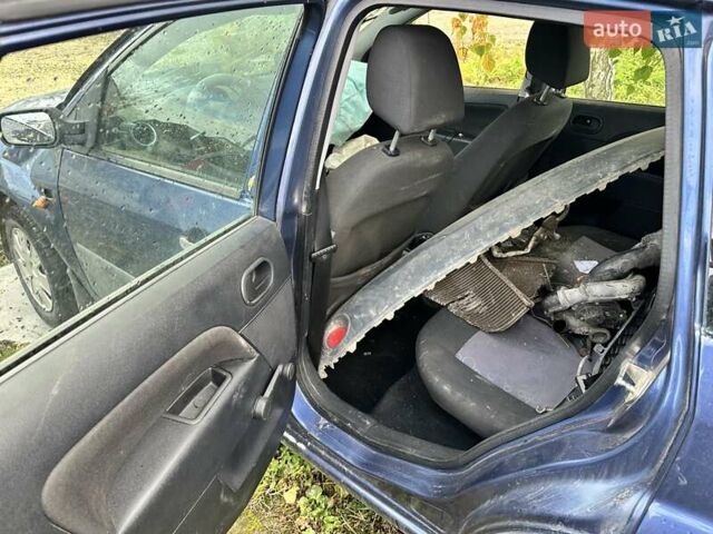 Форд Фиеста 2006 в Львове на Automoto.ua Синий Форд Фиеста, объемом двигателя 1.39 л и пробегом 140 тыс. км за 1200 $, фото 6 на Automoto.ua