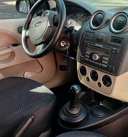 Форд Фиеста 2006 в Одессе на Automoto.ua Синий Форд Фиеста, объемом двигателя 1.39 л и пробегом 200 тыс. км за 3500 $, фото 7 на Automoto.ua