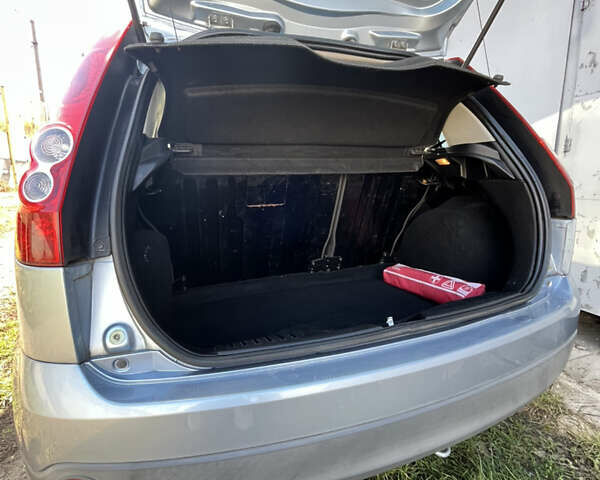 Синий Форд Фиеста, объемом двигателя 1.3 л и пробегом 170 тыс. км за 4300 $, фото 15 на Automoto.ua