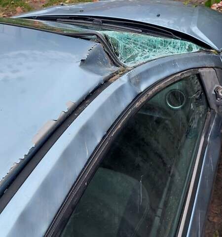 Синій Форд Фієста, об'ємом двигуна 1.3 л та пробігом 191 тис. км за 2000 $, фото 3 на Automoto.ua