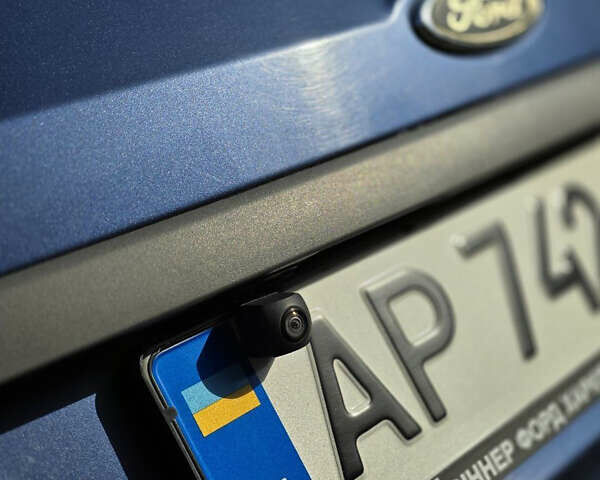 Синий Форд Фиеста, объемом двигателя 1.4 л и пробегом 224 тыс. км за 4500 $, фото 13 на Automoto.ua