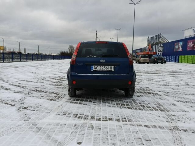 Синій Форд Фієста, об'ємом двигуна 1.4 л та пробігом 199 тис. км за 3350 $, фото 3 на Automoto.ua